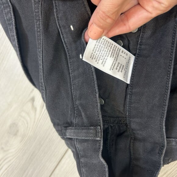 American Eagle Highest Rise 90's Boyfriend Black Wash Jeans Size 4 Distressed - Picture 6 of 10